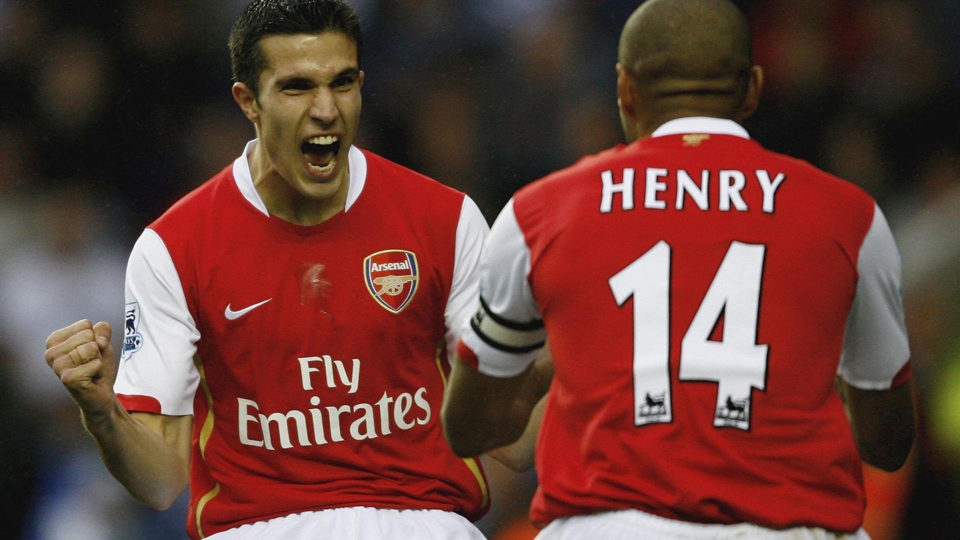 jiuyou-足球赛场上各队风云际会，竞争日渐激烈，修改病句足球比赛时队员们提出胜不骄败不馁