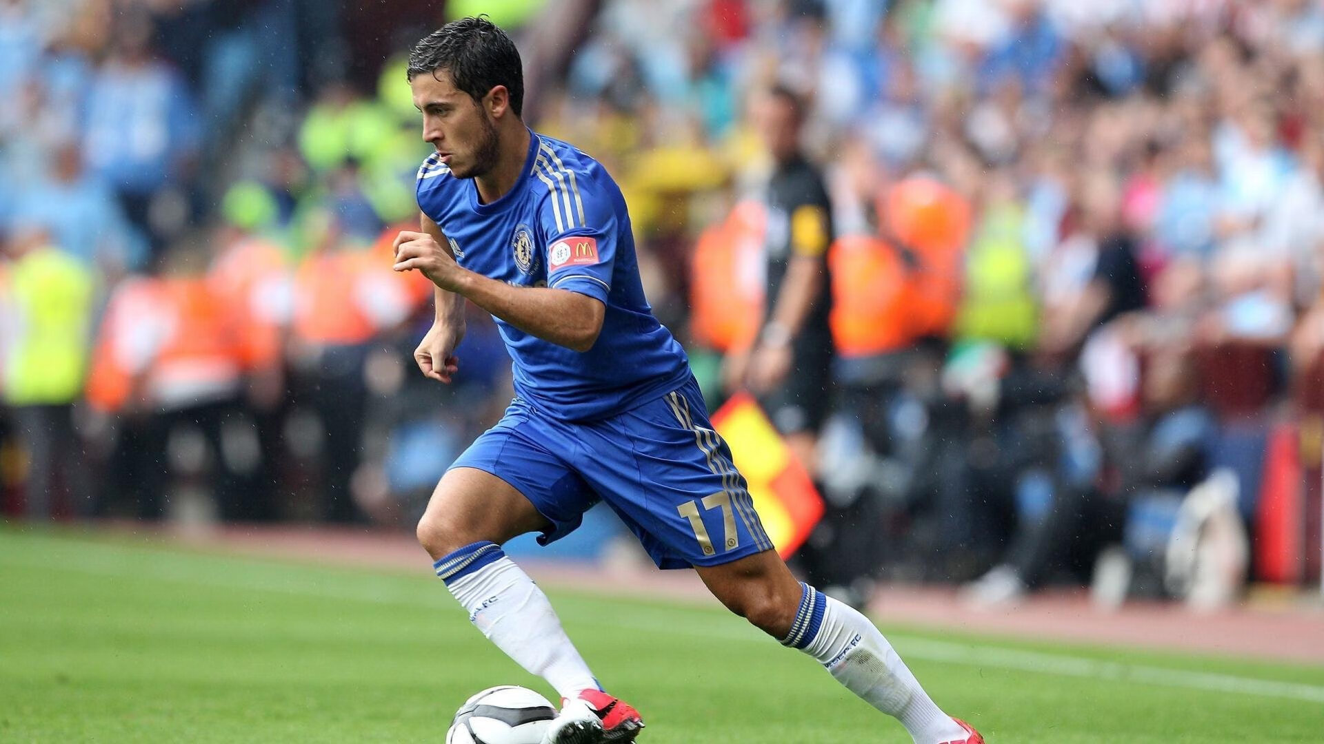 九游体育官方app-未来足球裁判将实现全智能化,判罚精准度大幅提升,足球裁判专业术语